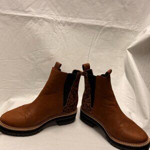 TOMS Dakota Brown Leopard Ankle Boots Size 6.5